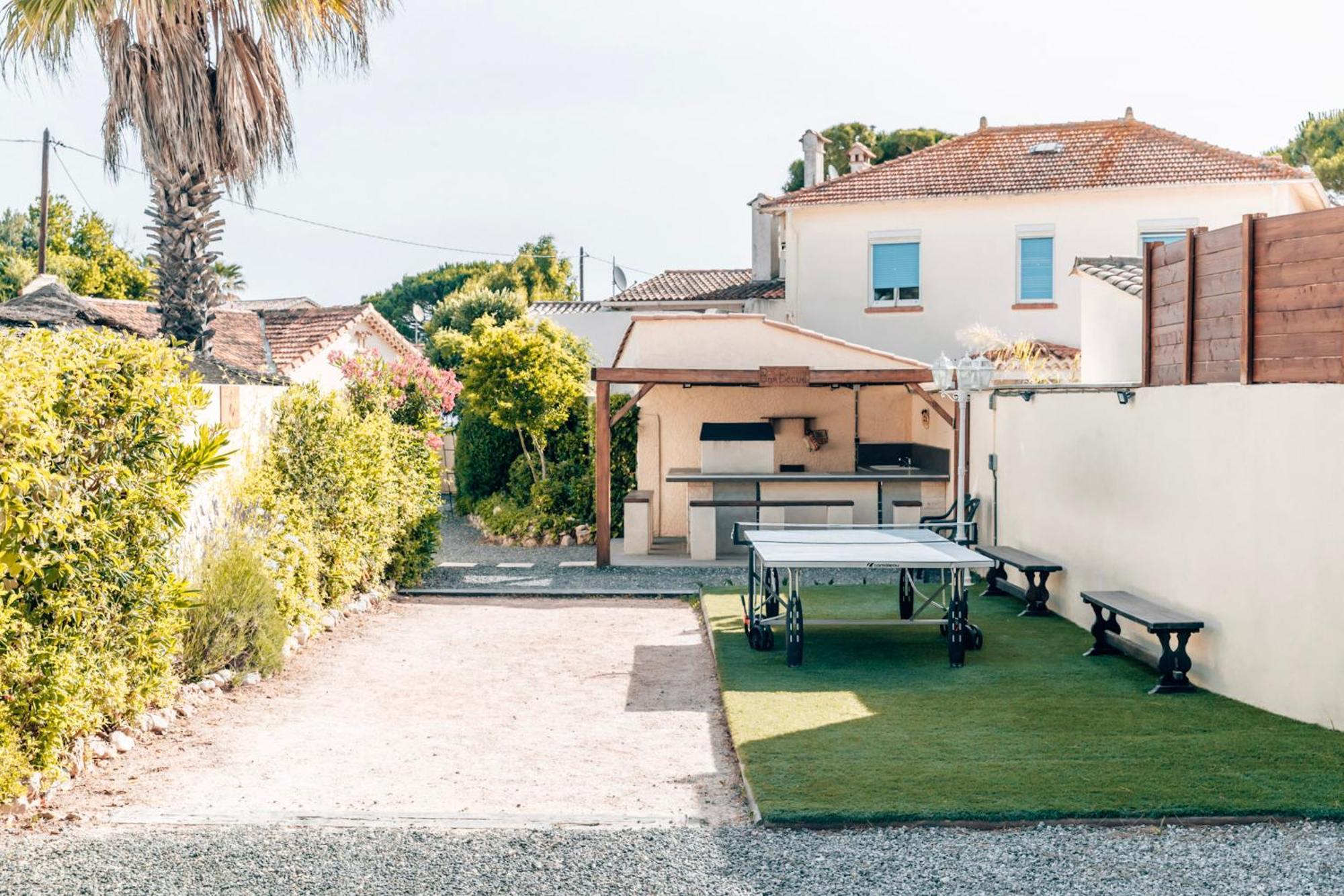 Reve D'Azur En Bord De Mer A La Nartelle Avec Piscine Dans La Residence, Terrasse, Bbq, 2 Chambres 2 Sdb Logement De 35M2 Draps Inclus Sainte-Maxime Extérieur photo