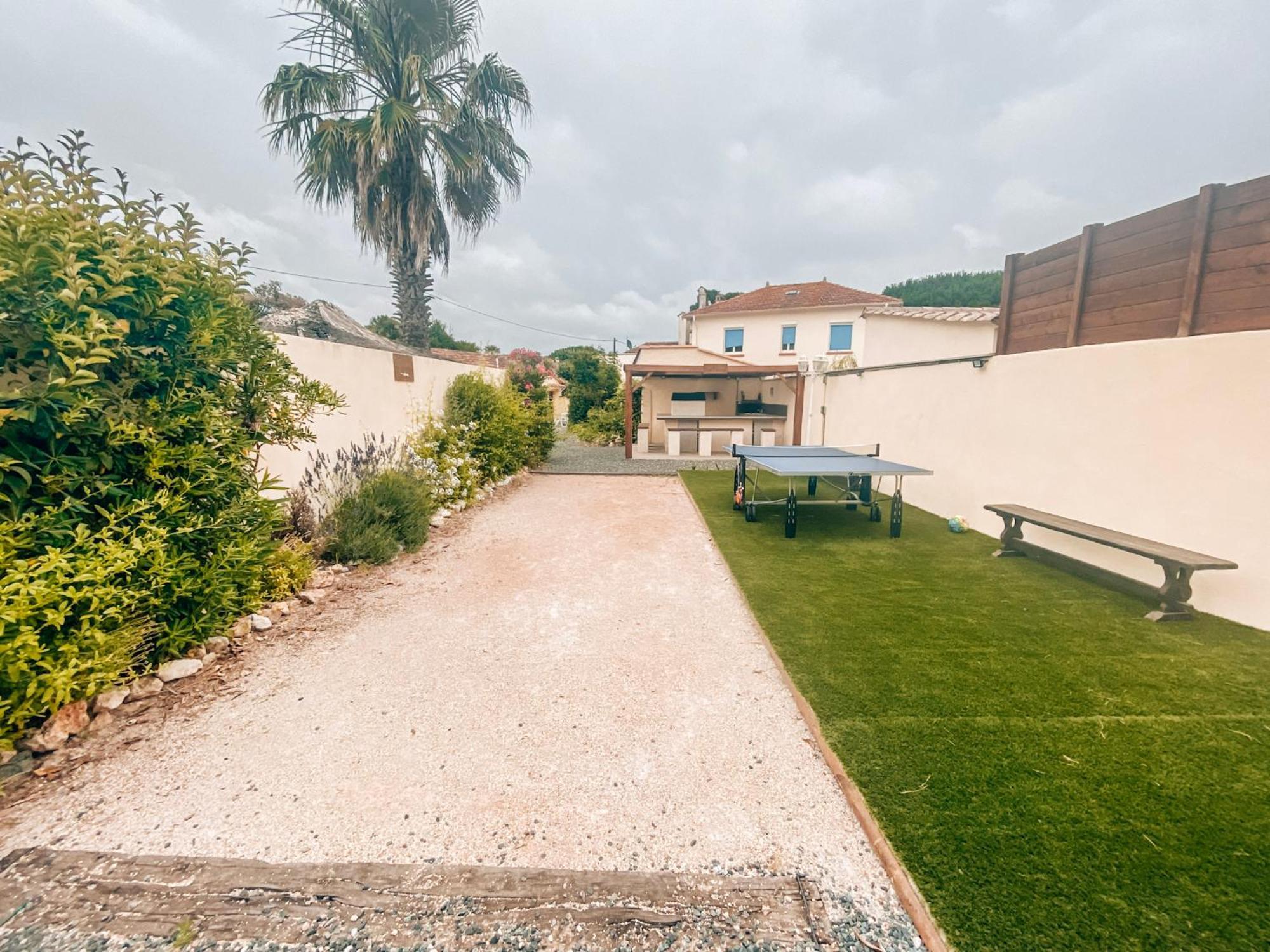 Reve D'Azur En Bord De Mer A La Nartelle Avec Piscine Dans La Residence, Terrasse, Bbq, 2 Chambres 2 Sdb Logement De 35M2 Draps Inclus Sainte-Maxime Extérieur photo